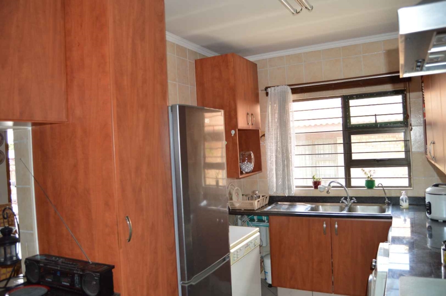 3 Bedroom Property for Sale in New Redruth Gauteng