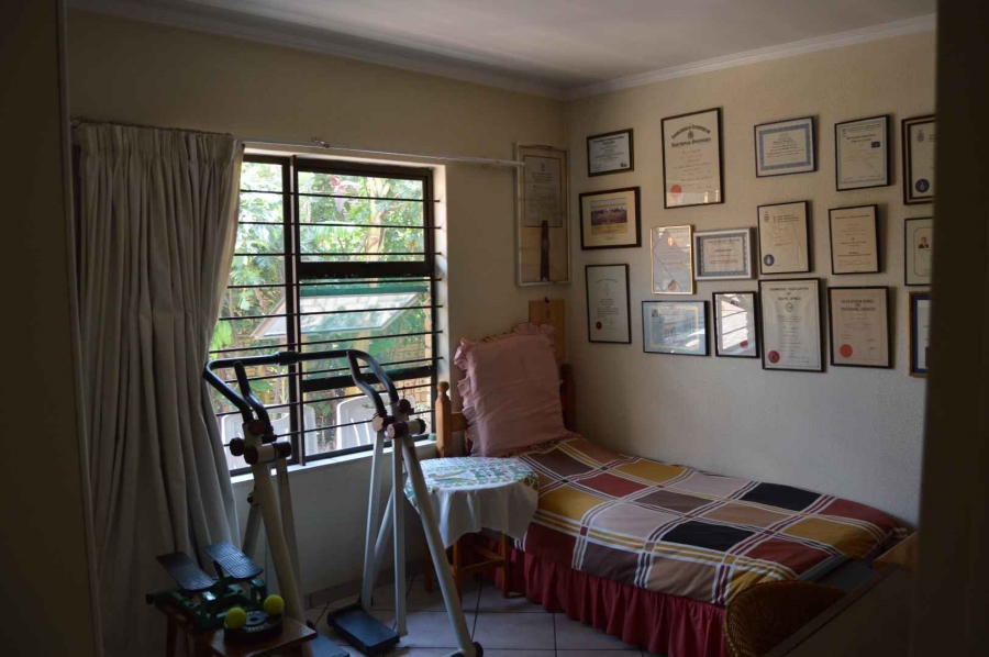 3 Bedroom Property for Sale in New Redruth Gauteng