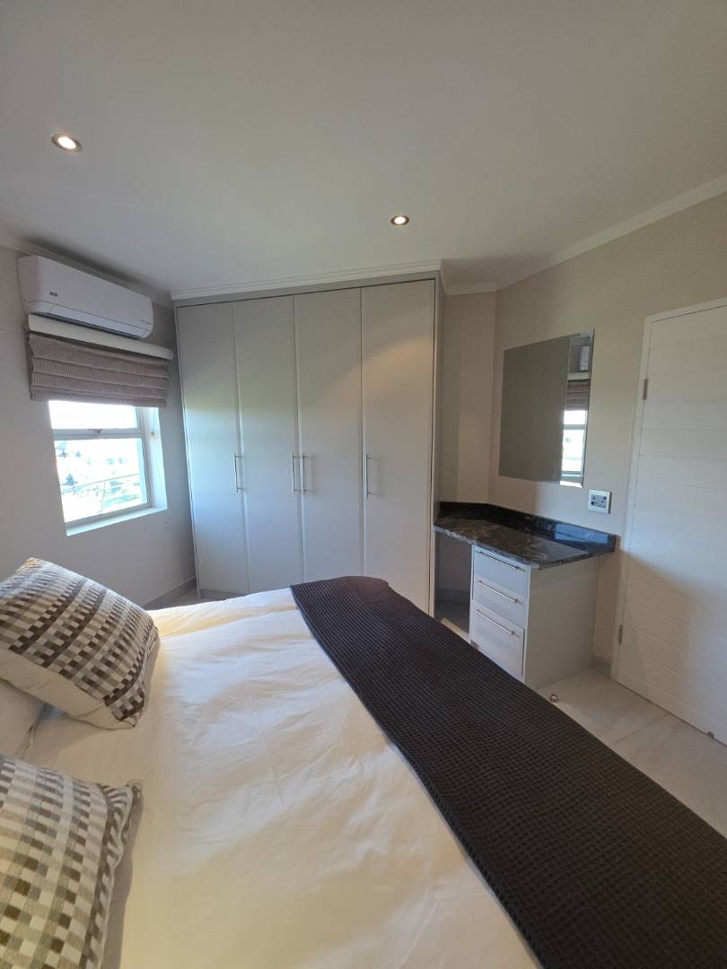 To Let 2 Bedroom Property for Rent in Sandhurst Gauteng