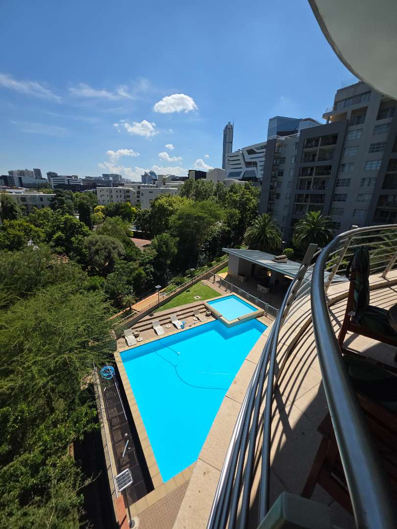 To Let 2 Bedroom Property for Rent in Sandhurst Gauteng