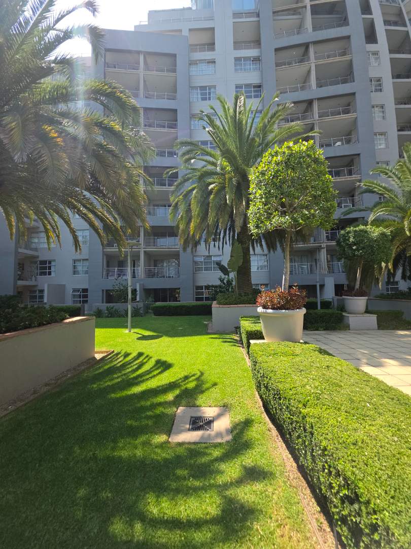 To Let 2 Bedroom Property for Rent in Sandhurst Gauteng