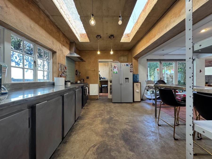 To Let 5 Bedroom Property for Rent in Waterkloof Gauteng