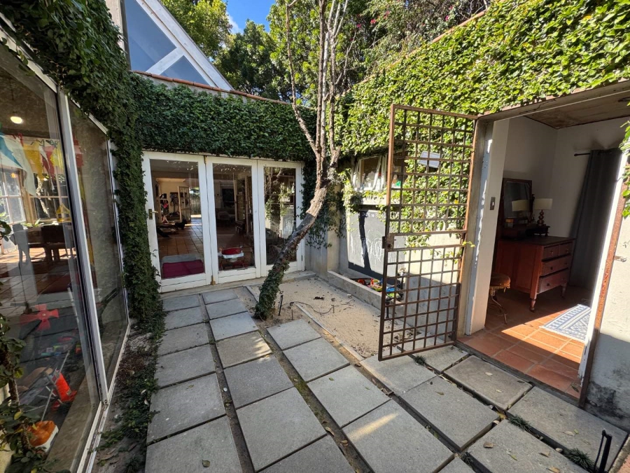 To Let 5 Bedroom Property for Rent in Waterkloof Gauteng