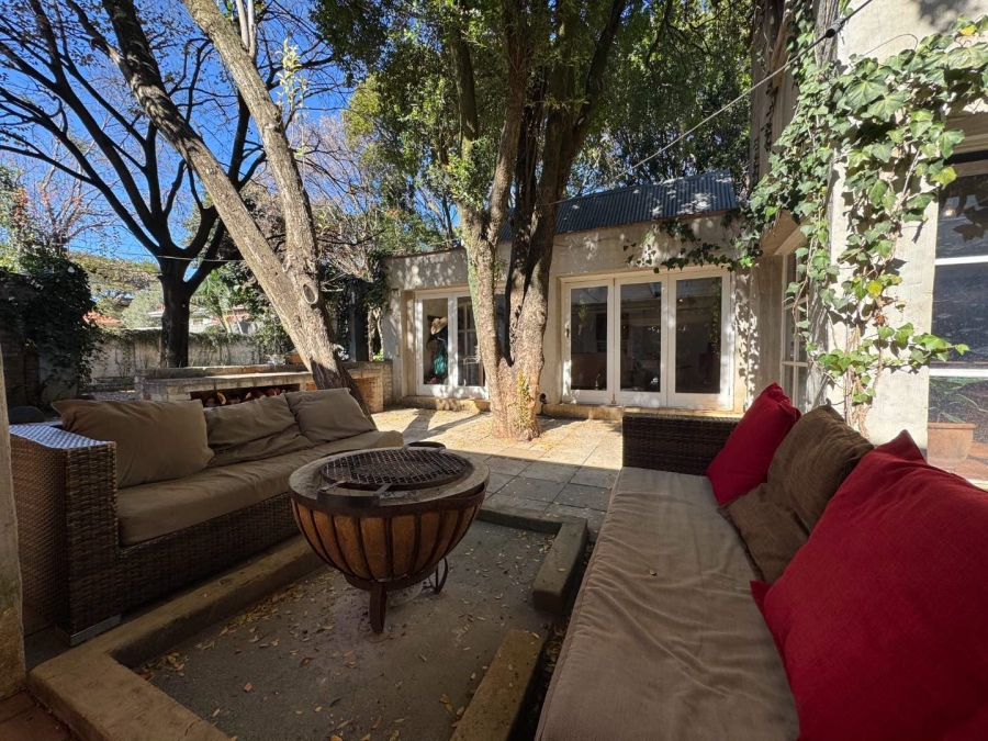 To Let 5 Bedroom Property for Rent in Waterkloof Gauteng