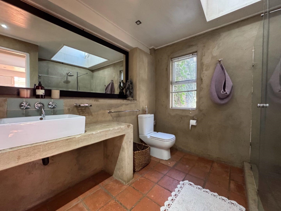 To Let 5 Bedroom Property for Rent in Waterkloof Gauteng