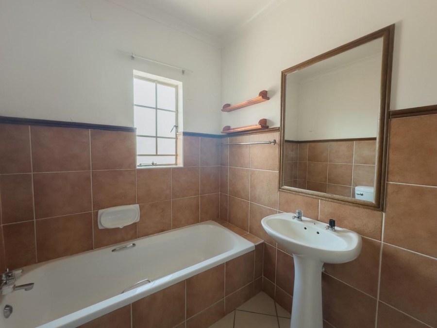 2 Bedroom Property for Sale in Mooikloof Ridge Gauteng