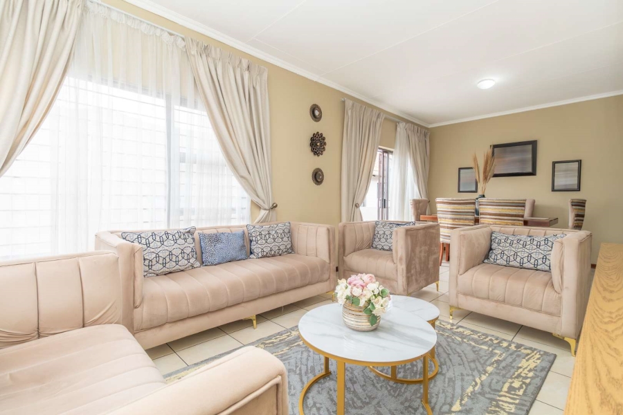 3 Bedroom Property for Sale in Noordwyk Gauteng
