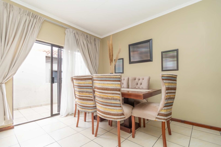 3 Bedroom Property for Sale in Noordwyk Gauteng
