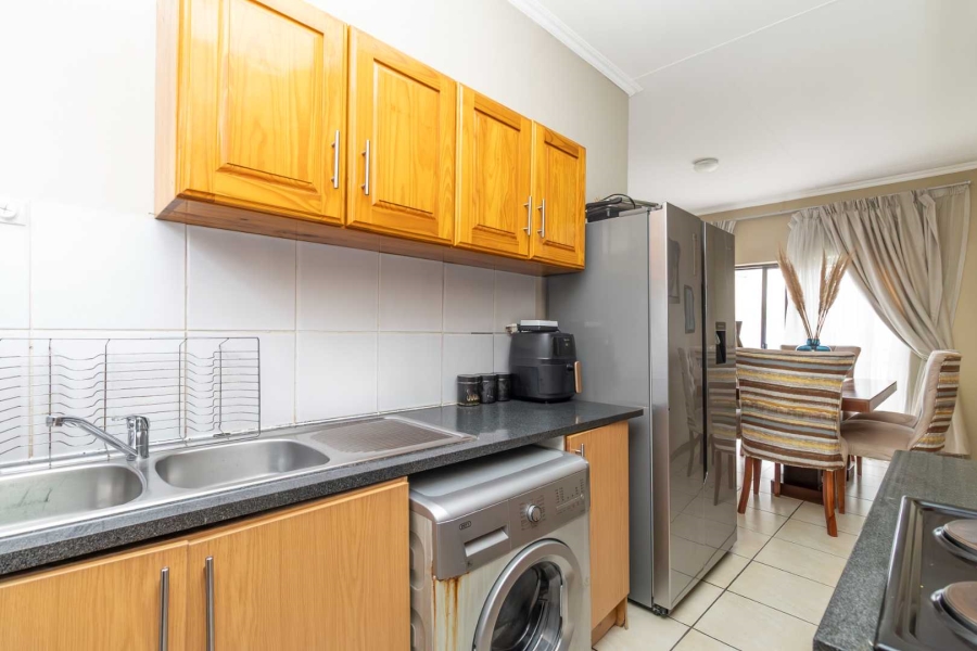 3 Bedroom Property for Sale in Noordwyk Gauteng