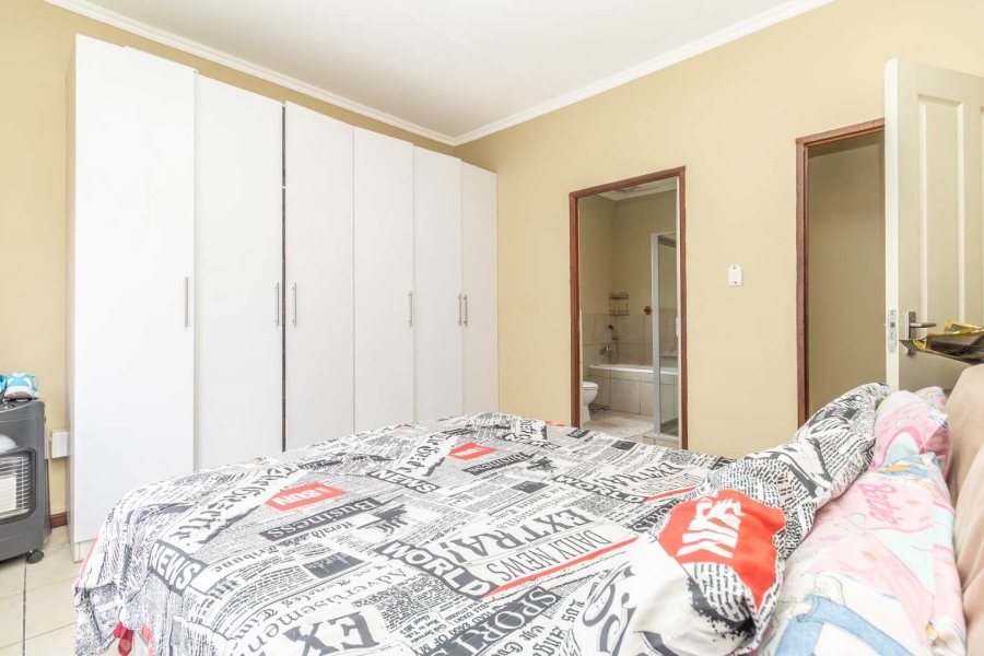 3 Bedroom Property for Sale in Noordwyk Gauteng