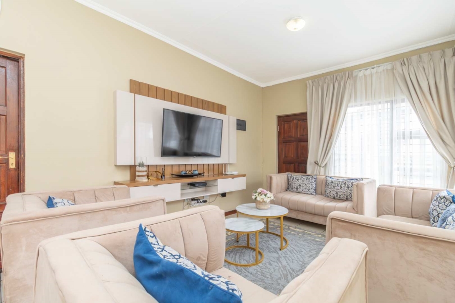 3 Bedroom Property for Sale in Noordwyk Gauteng