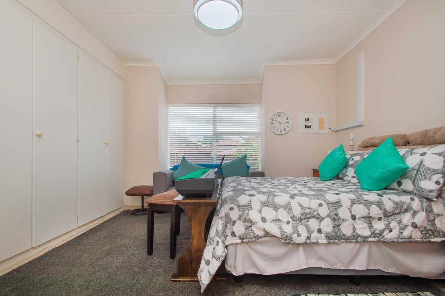 3 Bedroom Property for Sale in Weltevreden Park Gauteng