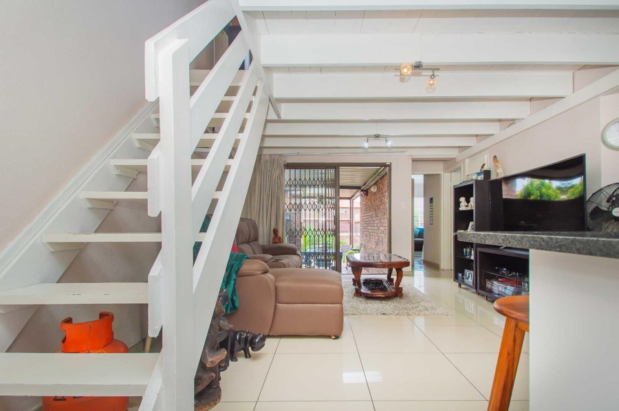 3 Bedroom Property for Sale in Weltevreden Park Gauteng