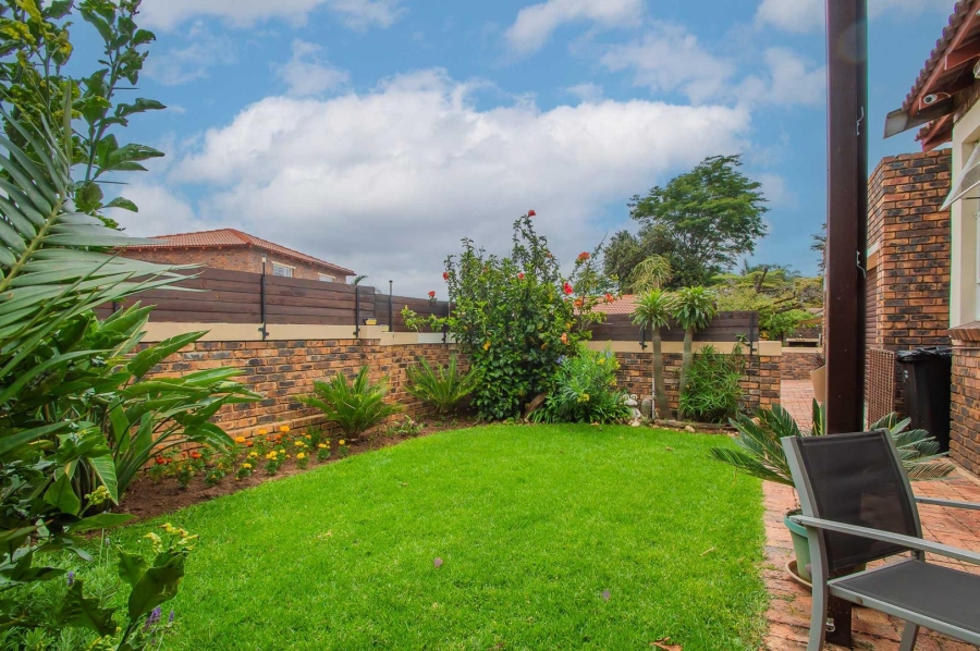 3 Bedroom Property for Sale in Weltevreden Park Gauteng