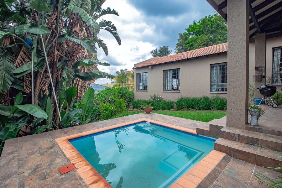 4 Bedroom Property for Sale in Waterkloof Ridge Gauteng