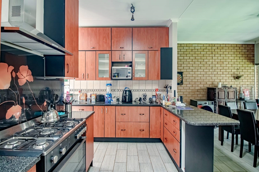 3 Bedroom Property for Sale in Garsfontein Ext 10 Gauteng