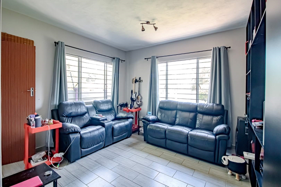 3 Bedroom Property for Sale in Garsfontein Ext 10 Gauteng