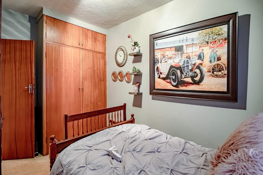 3 Bedroom Property for Sale in Kilner Park Gauteng