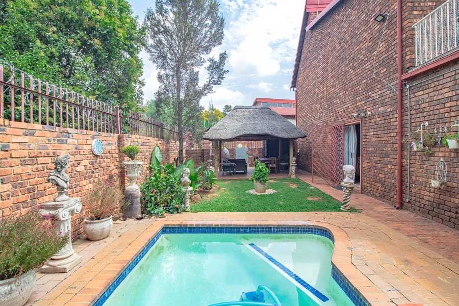 3 Bedroom Property for Sale in Kilner Park Gauteng