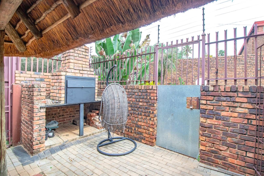 3 Bedroom Property for Sale in Kilner Park Gauteng