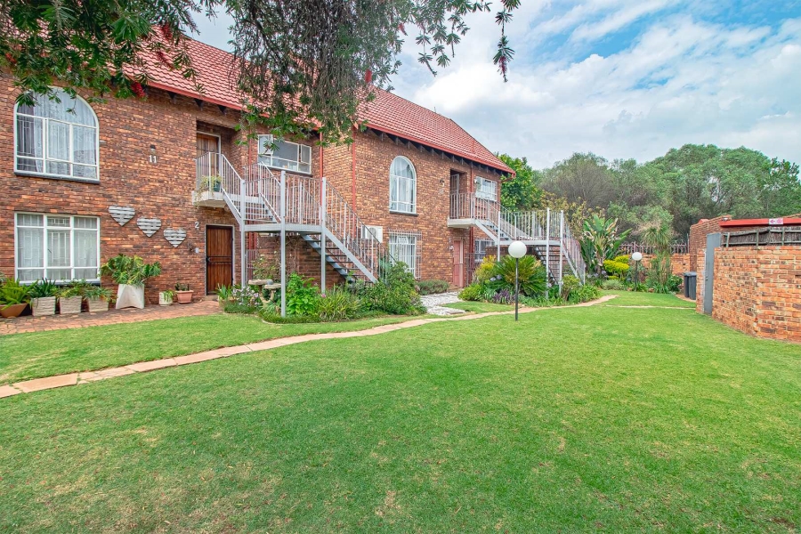 3 Bedroom Property for Sale in Kilner Park Gauteng