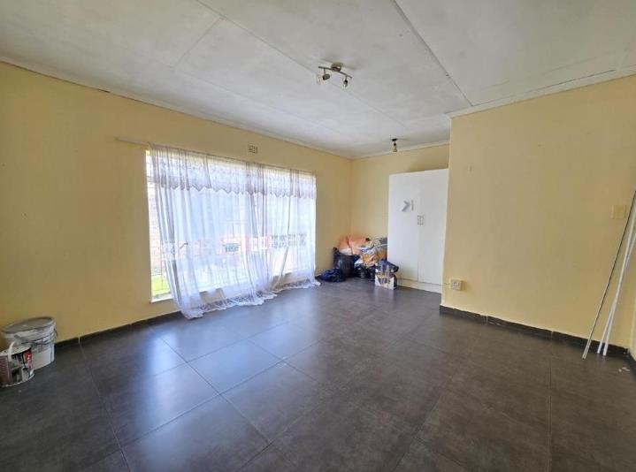 3 Bedroom Property for Sale in Roseacres Gauteng