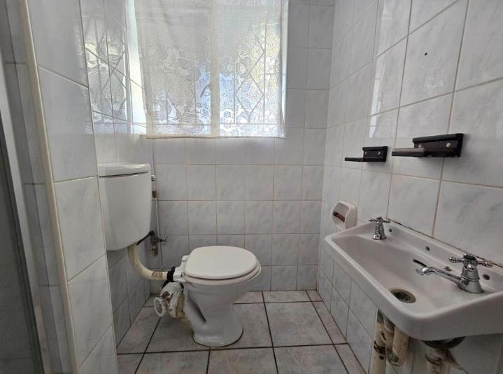 3 Bedroom Property for Sale in Roseacres Gauteng