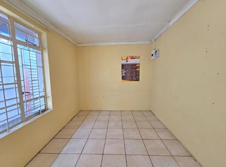 3 Bedroom Property for Sale in Roseacres Gauteng