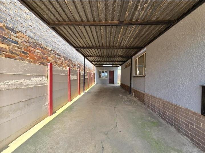 3 Bedroom Property for Sale in Roseacres Gauteng