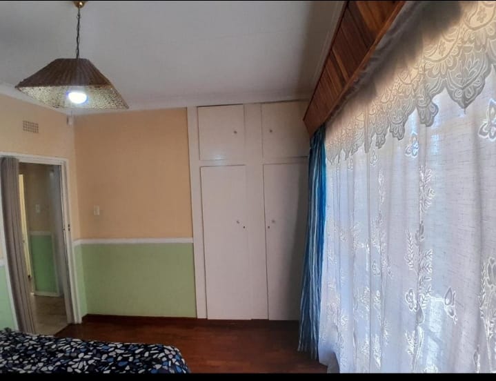 6 Bedroom Property for Sale in Rewlatch Gauteng