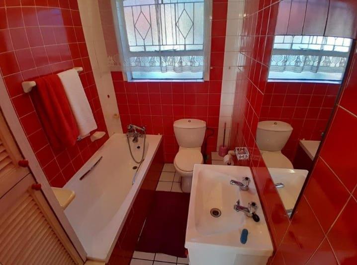 6 Bedroom Property for Sale in Rewlatch Gauteng