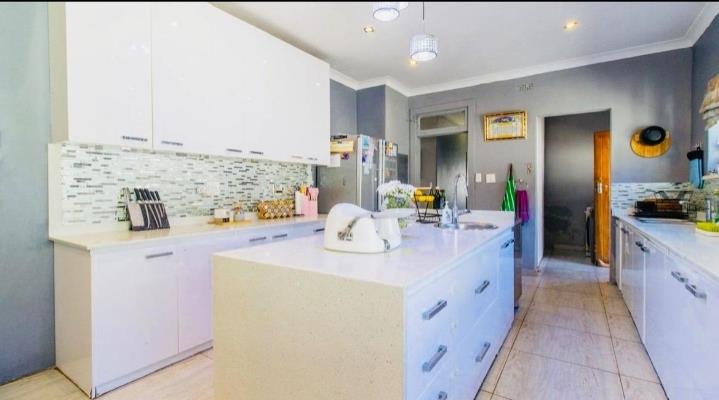 4 Bedroom Property for Sale in Rewlatch Gauteng