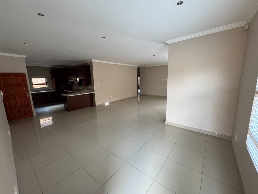 3 Bedroom Property for Sale in New Redruth Gauteng