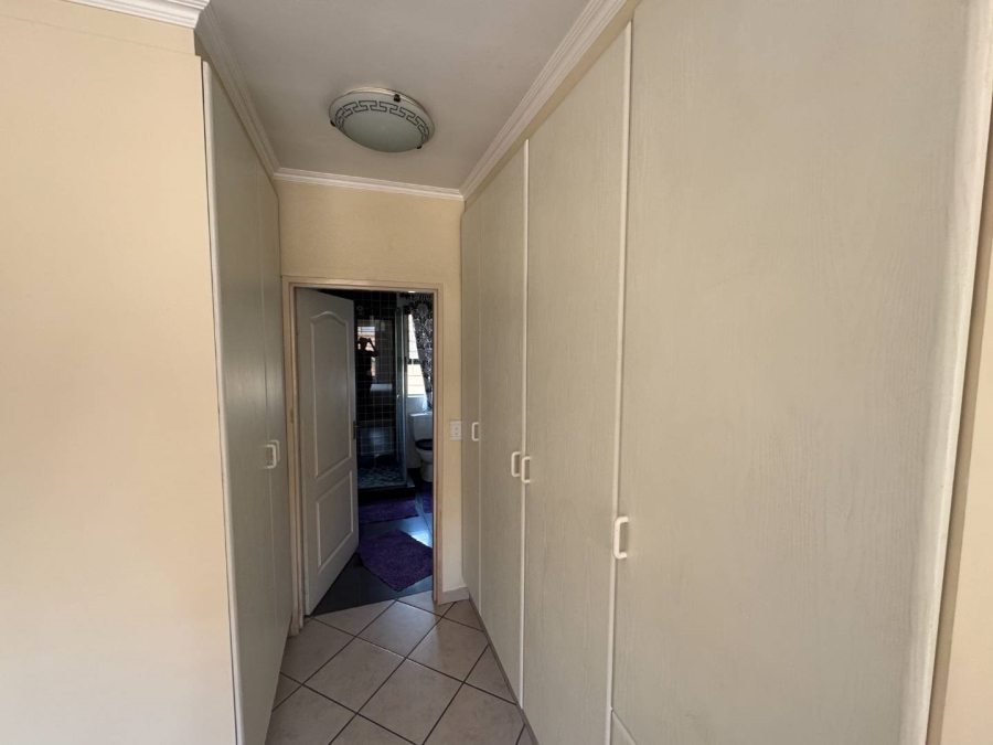 3 Bedroom Property for Sale in New Redruth Gauteng