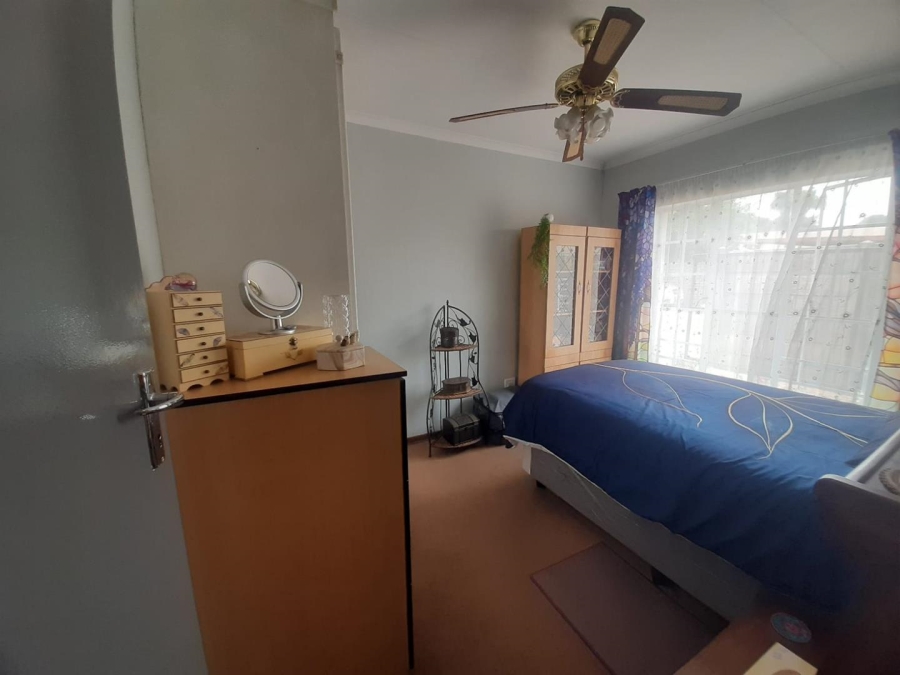 2 Bedroom Property for Sale in Elspark Gauteng