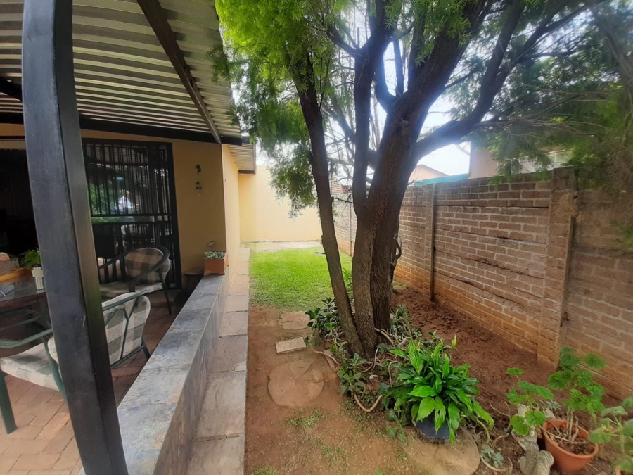 2 Bedroom Property for Sale in Elspark Gauteng