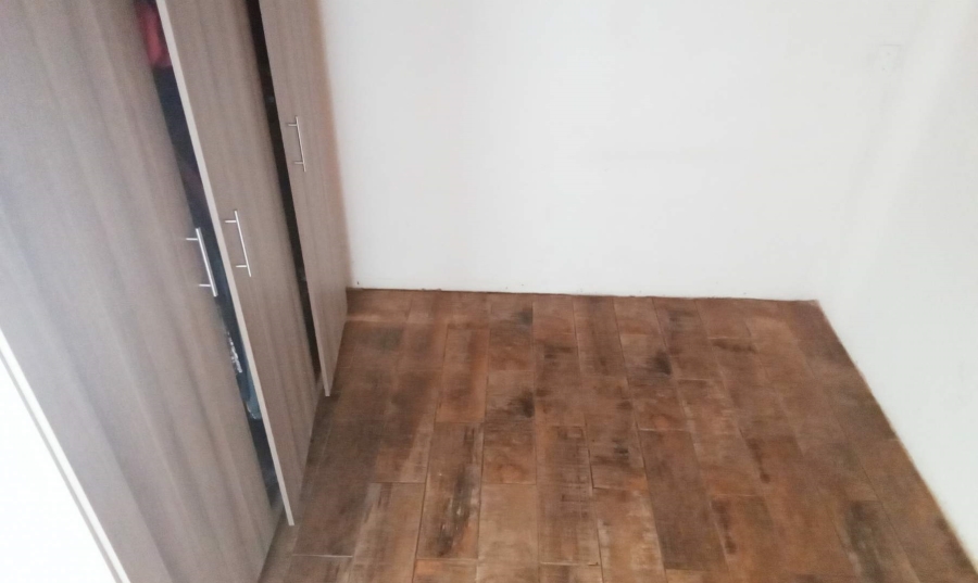 To Let 1 Bedroom Property for Rent in Allens Nek Gauteng