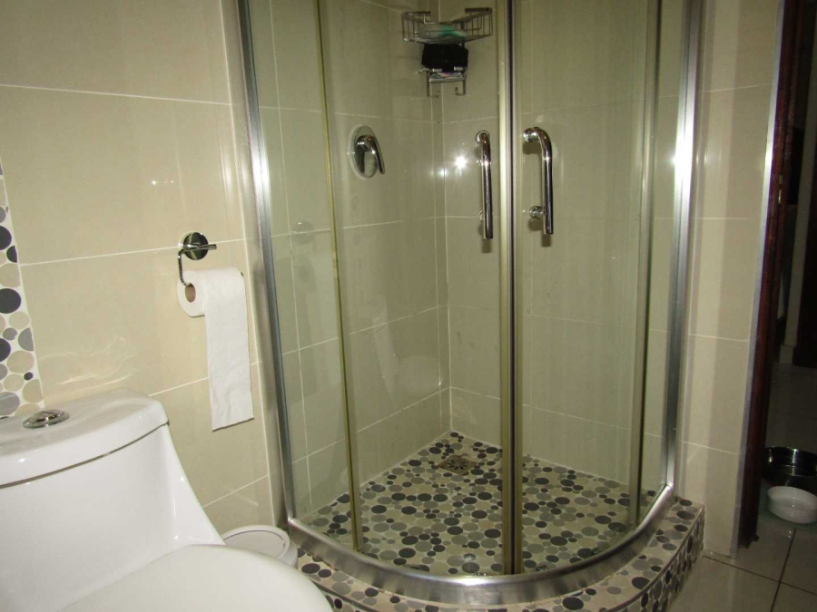 2 Bedroom Property for Sale in Ravenswood Gauteng