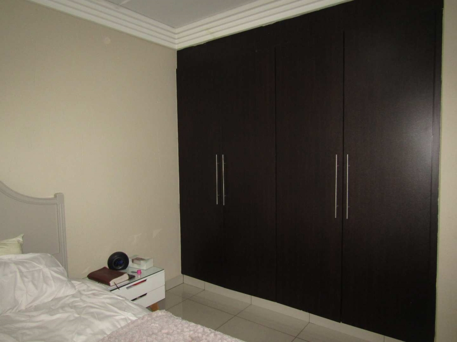 2 Bedroom Property for Sale in Ravenswood Gauteng