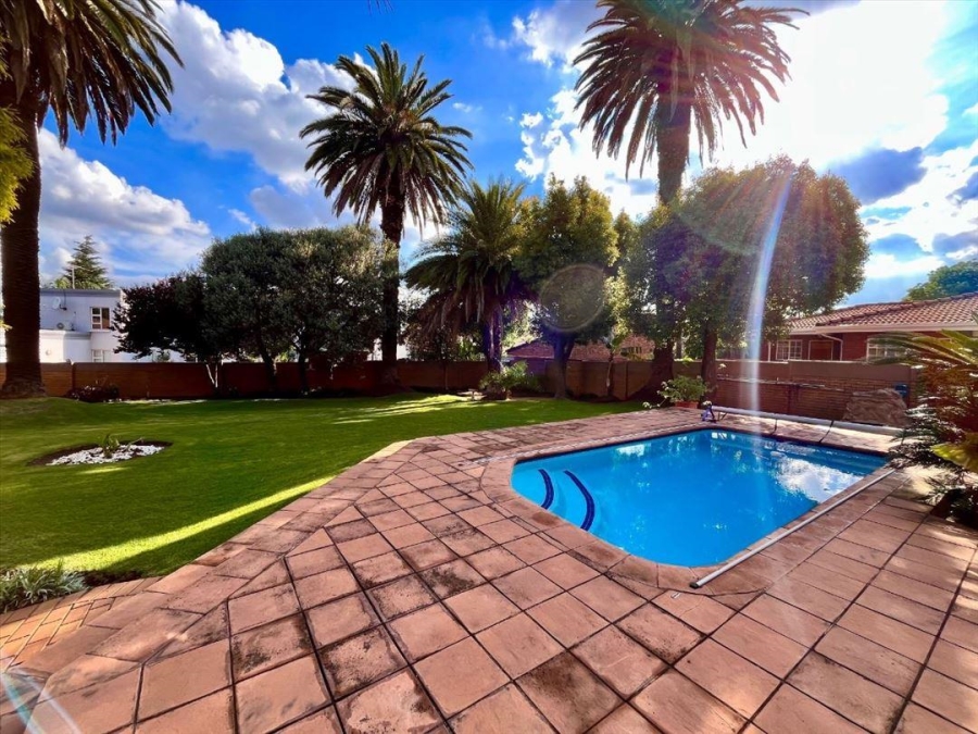 5 Bedroom Property for Sale in Sunward Park Gauteng