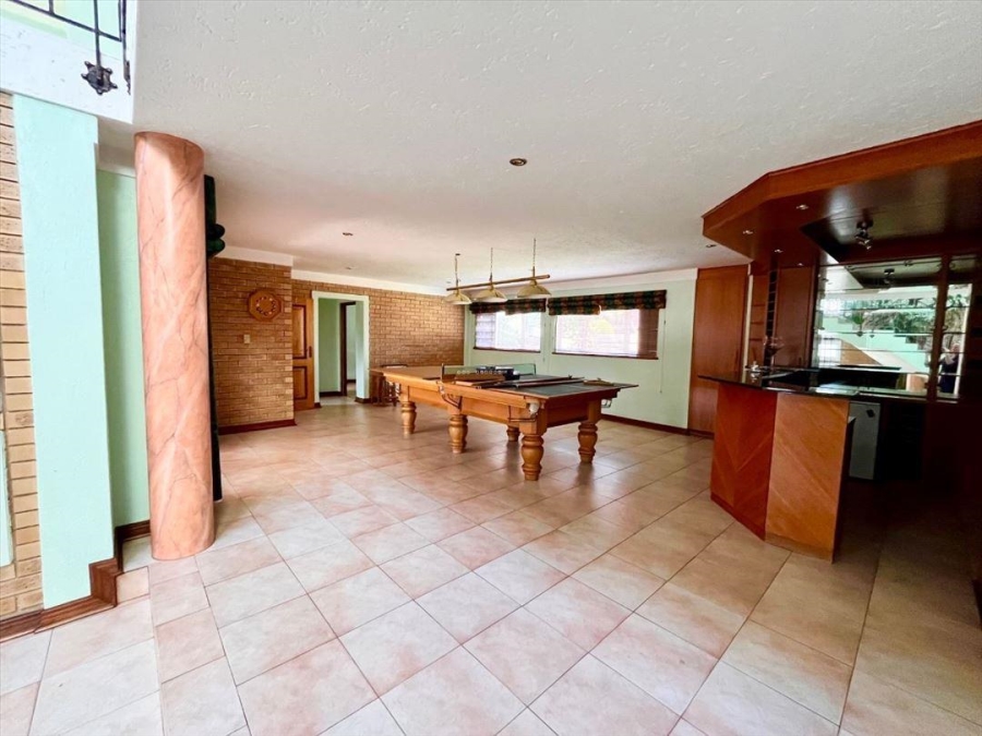 5 Bedroom Property for Sale in Sunward Park Gauteng