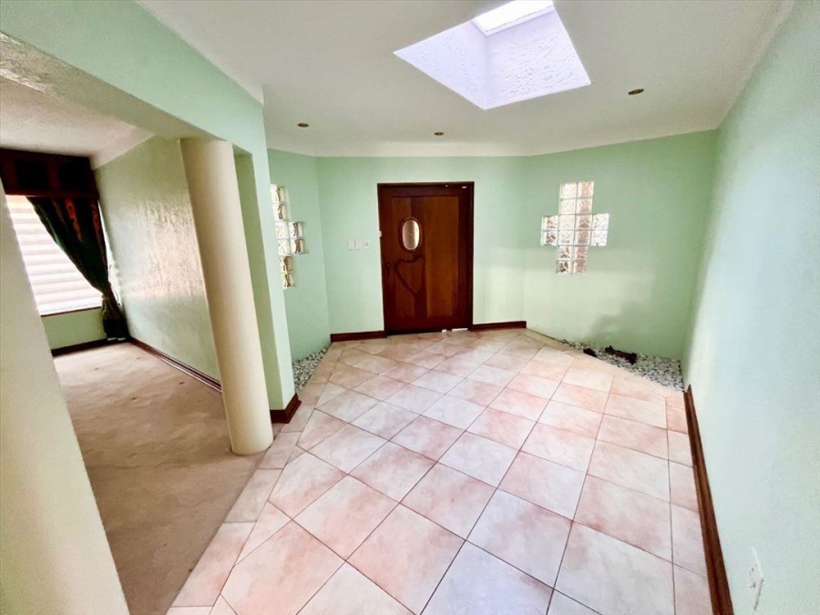 5 Bedroom Property for Sale in Sunward Park Gauteng