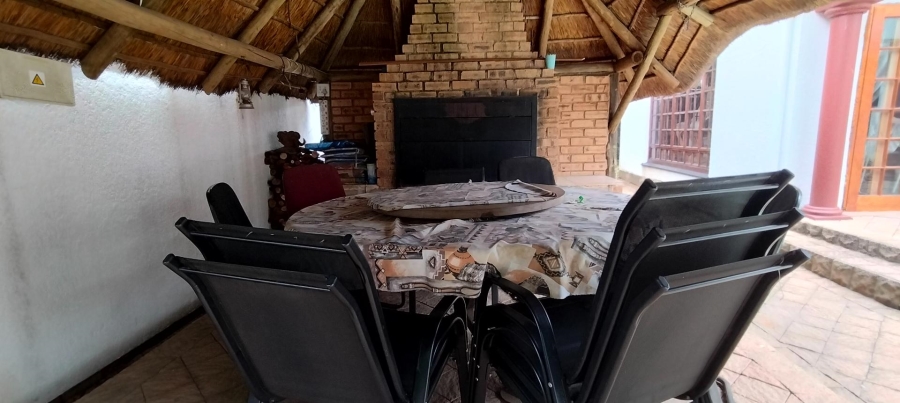 3 Bedroom Property for Sale in Farrarmere Gauteng