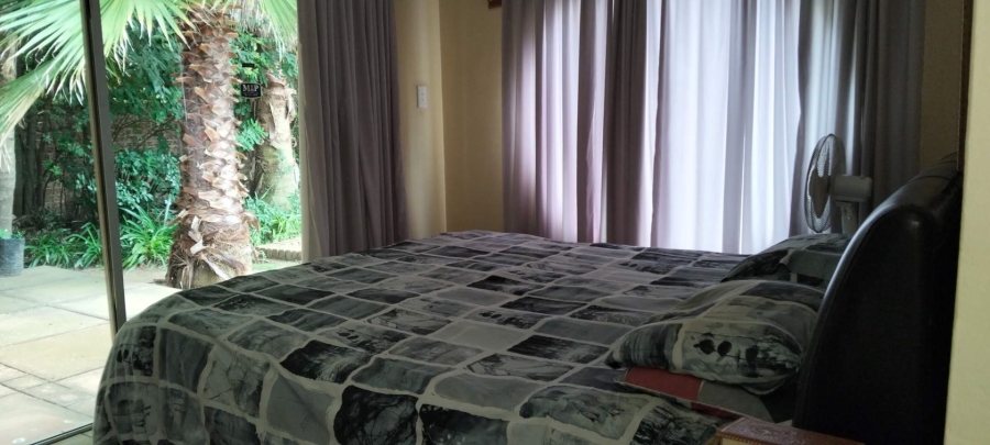 3 Bedroom Property for Sale in Farrarmere Gauteng