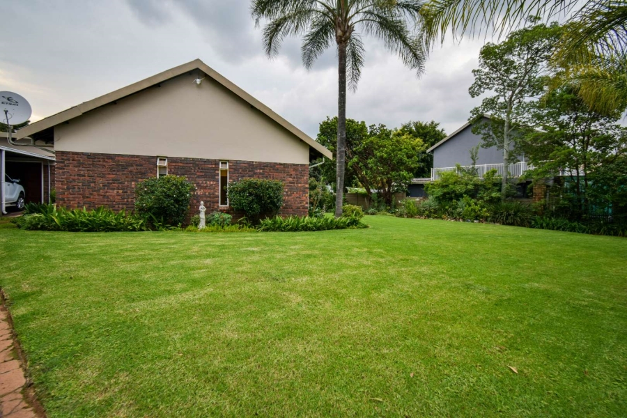 1 Bedroom Property for Sale in Garsfontein Gauteng