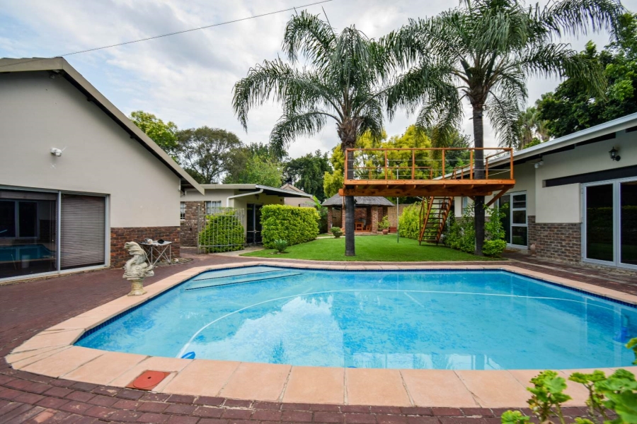 2 Bedroom Property for Sale in Garsfontein Gauteng