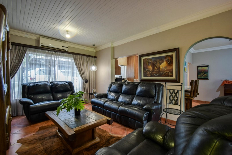 2 Bedroom Property for Sale in Garsfontein Gauteng