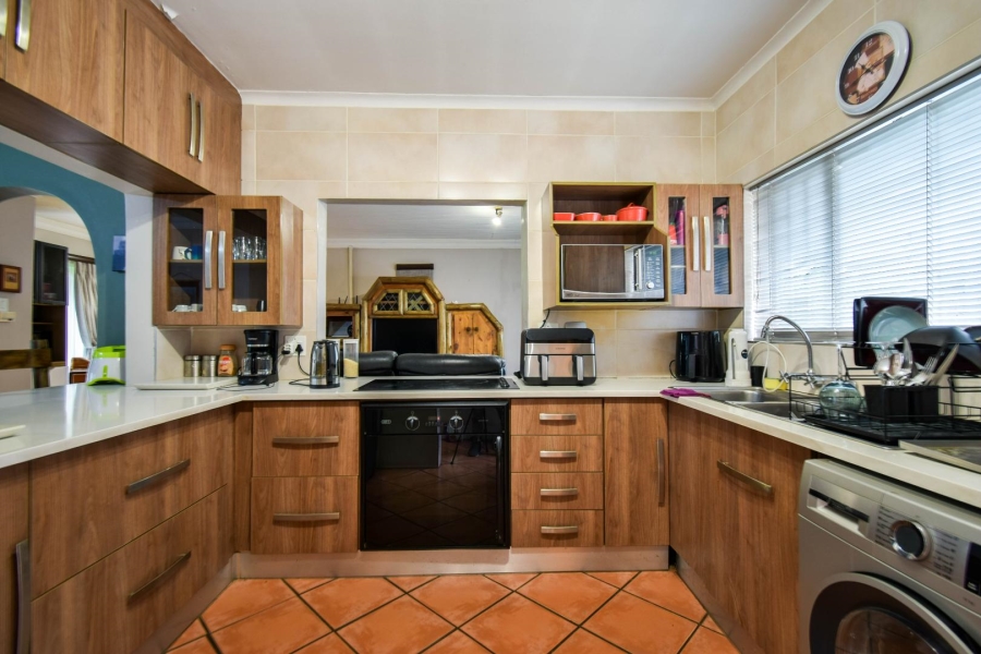 2 Bedroom Property for Sale in Garsfontein Gauteng