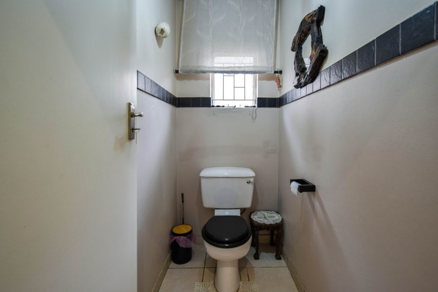 2 Bedroom Property for Sale in Garsfontein Gauteng