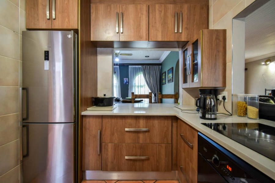 2 Bedroom Property for Sale in Garsfontein Gauteng